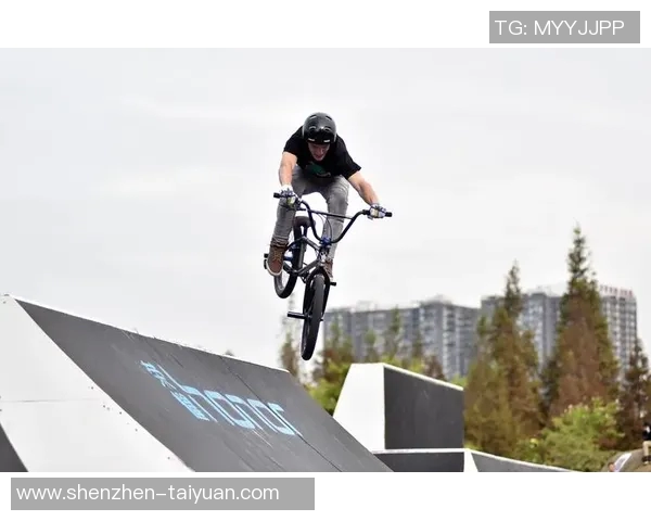 成都攀岩队在极限运动会积分榜中以76分稳居第一名引发关注